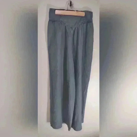 Penelope Rose Wide Leg - Picture 2 of 10